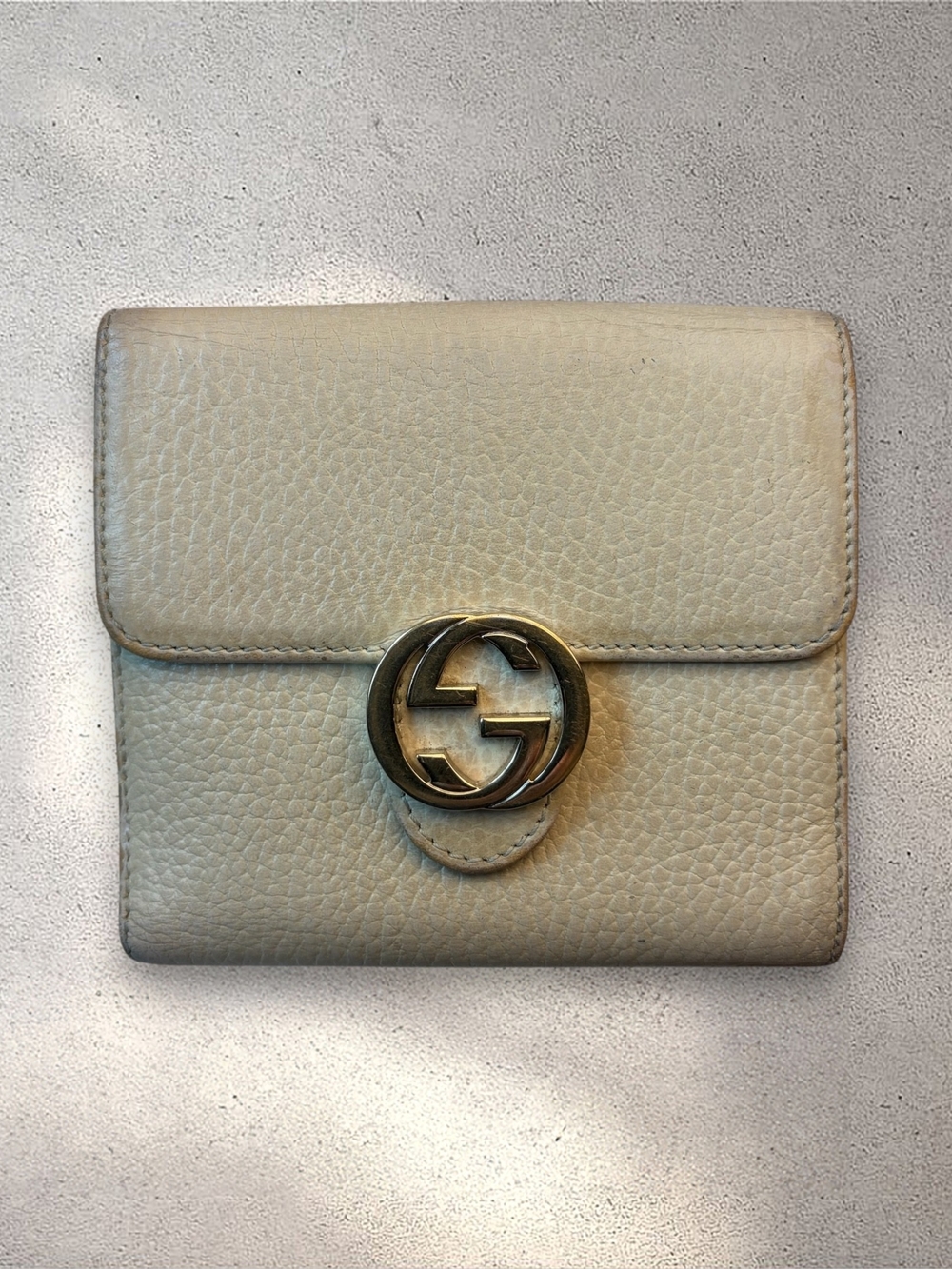 Authentic Gucci Ivory Pebbled Leather Interlocking GG Compact Bifold Wallet